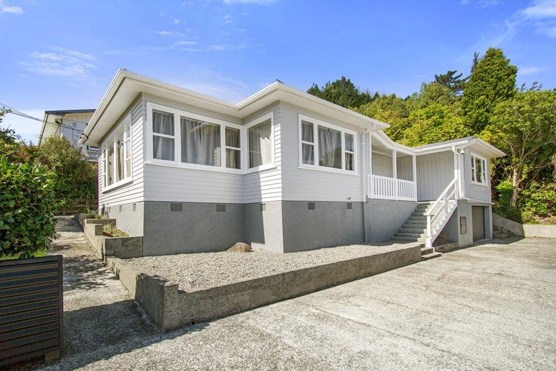 42 Nelson Crescent, Wainuiomata, Lower Hutt - Carousel 2