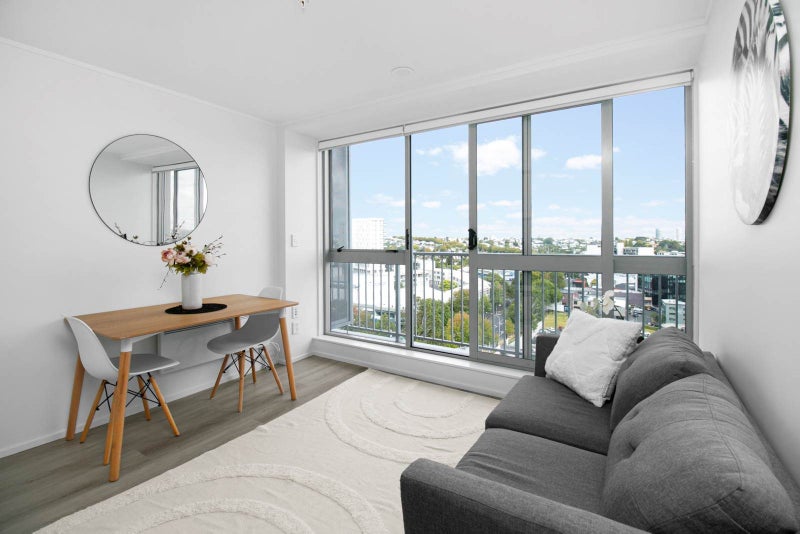 933/72 Nelson Street, Auckland Central, Auckland - Carousel 1