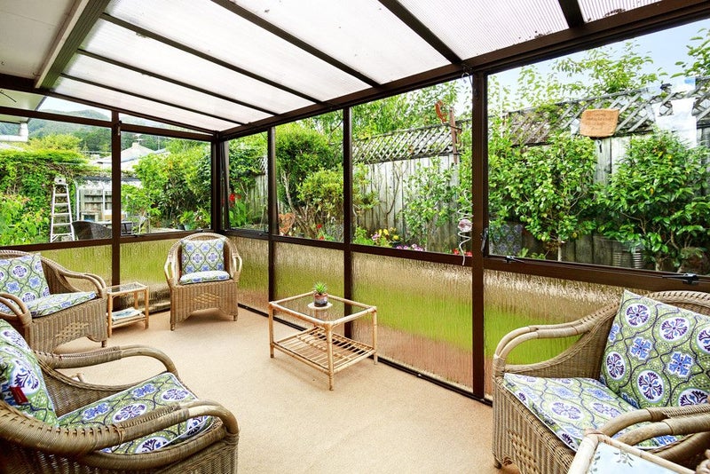 4/9 Korau Grove, Stokes Valley, Lower Hutt - Carousel 2