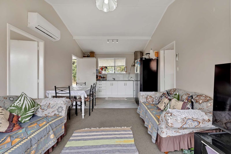 2/86 Weld Street, Redwoodtown, Blenheim - Carousel 2