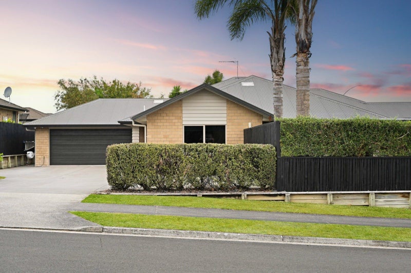 2 Limber Hill, Flagstaff, Hamilton - Carousel 1