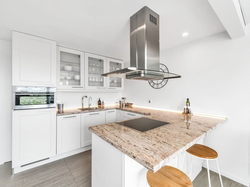 21 Whareora Terrace, Cashmere, Christchurch - Carousel 50