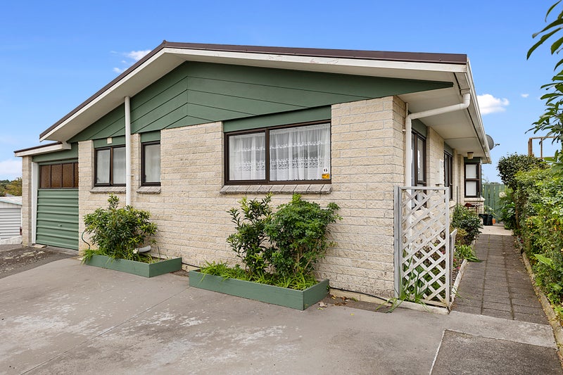 1/13 Lydford Place, Spotswood, New Plymouth - Carousel 1