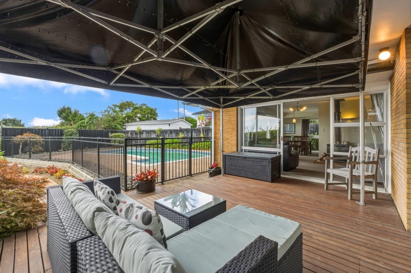 10 Parkview Place, Pakuranga, Auckland - Carousel 2