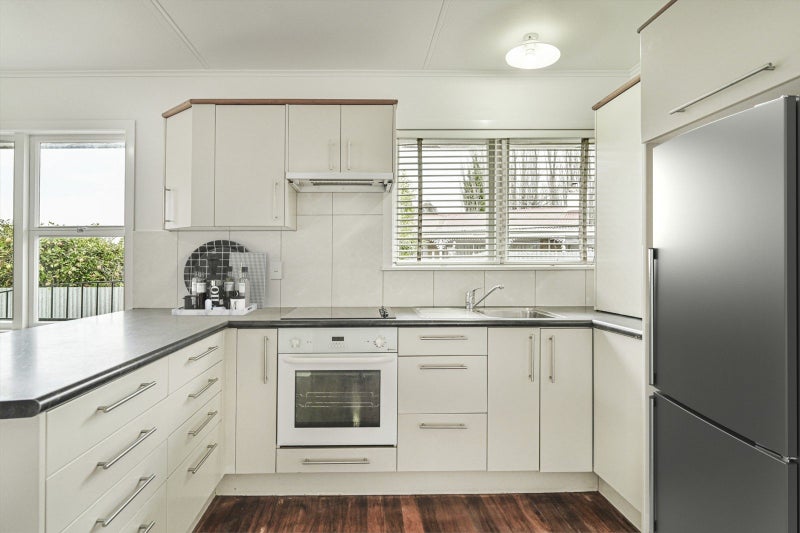 531 Lowe Street, Camberley, Hastings - Carousel 2