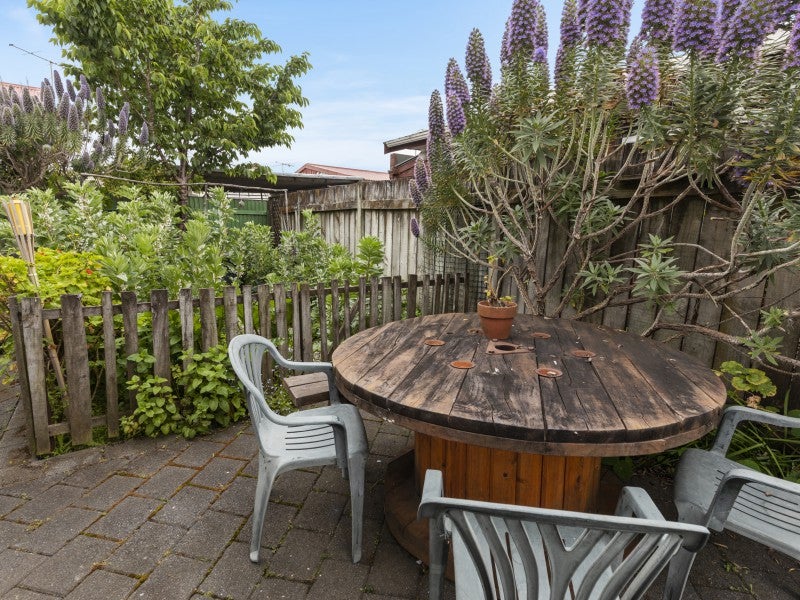 57B Richmond Street, Petone, Lower Hutt - Carousel 11