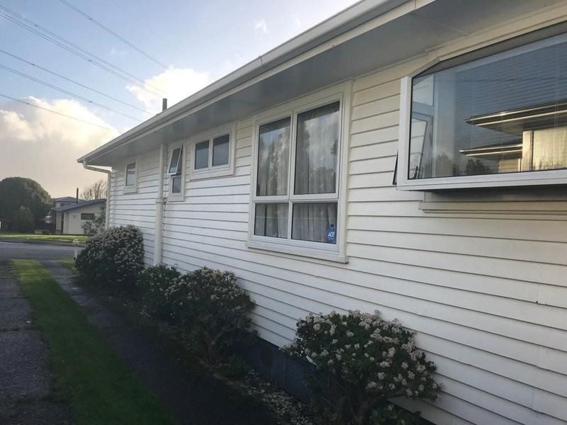 209 Halsey Drive, Lynfield, Auckland - Carousel 2