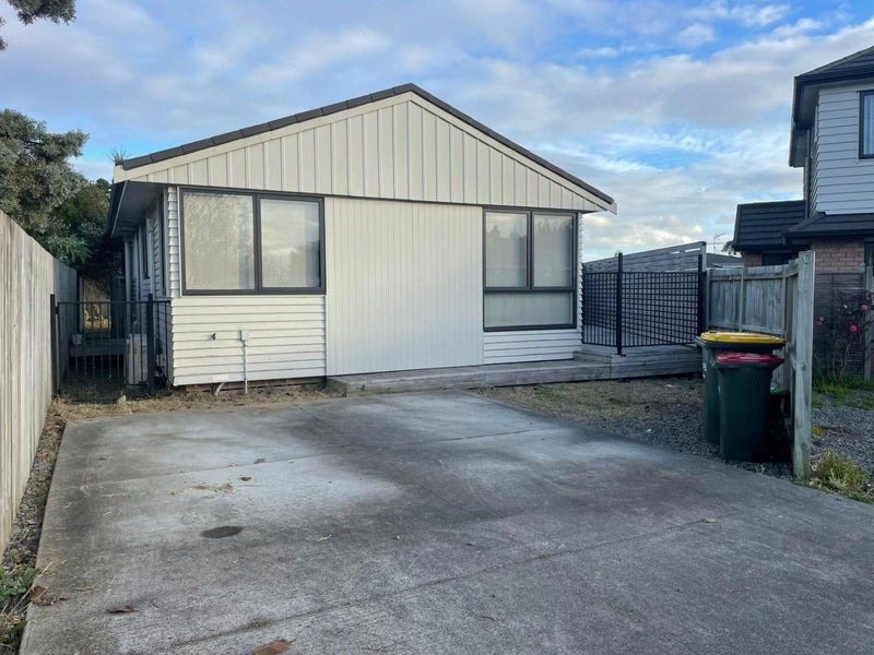 11C Mangos Place, Pakuranga, Auckland - Carousel 2