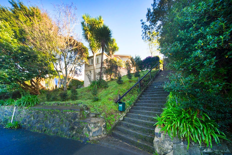 689 Great North Road, Grey Lynn, Auckland - Carousel 1