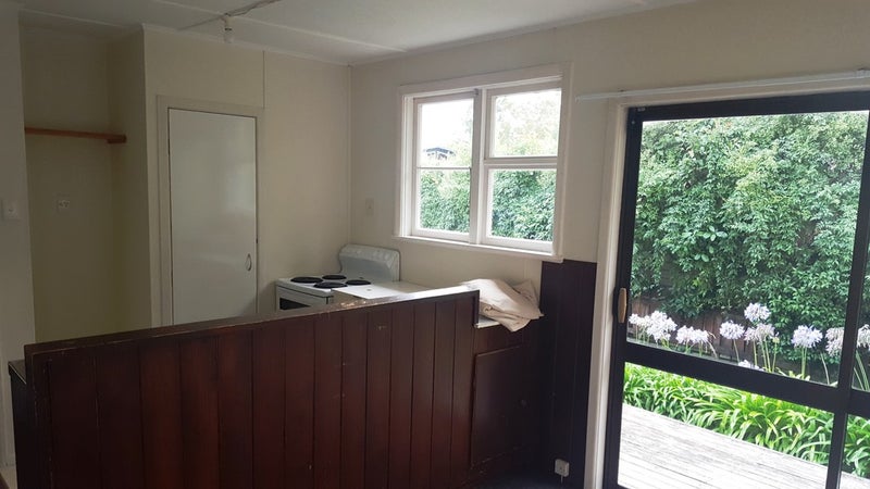 2/18 Arrowsmith Avenue, Waipahihi, Taupō - Carousel 2