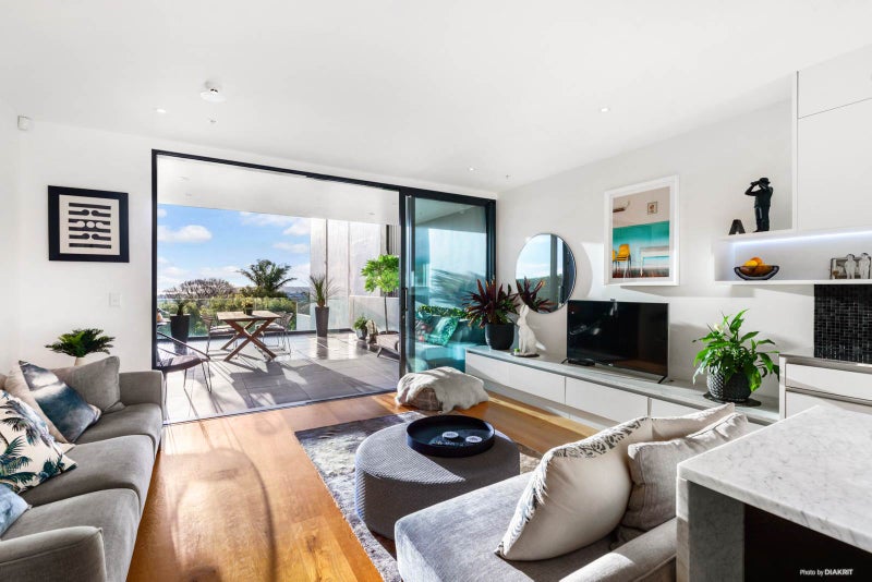 102/217 Great North Road, Grey Lynn, Auckland - Carousel 1