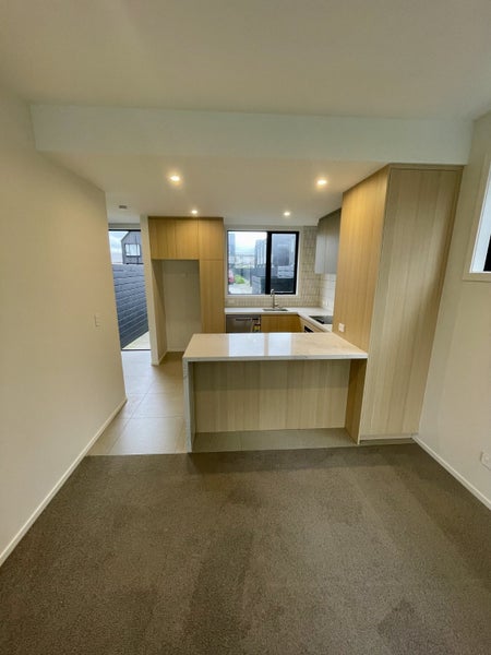 15A Cuba Street, Petone, Lower Hutt - Carousel 2