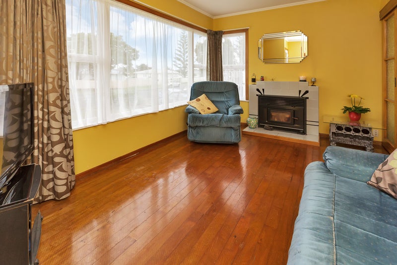 27 Otuhiwai Crescent, Tikipunga, Whangarei - Carousel 2