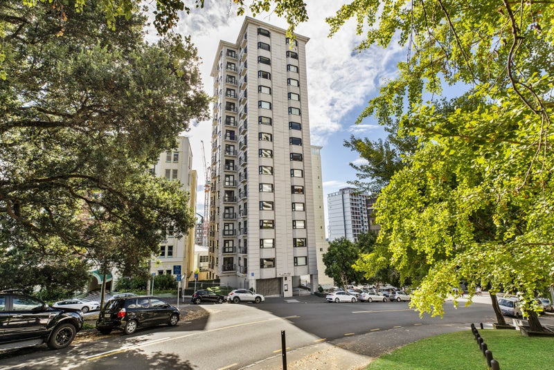 5G/2 Eden Crescent, Auckland Central, Auckland - Carousel 1