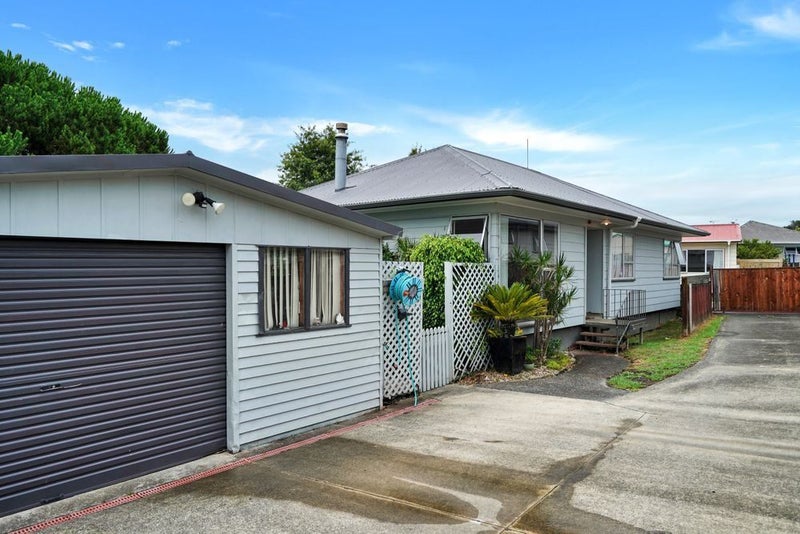 1/20 Mile Place, Henderson, Auckland - Carousel 1