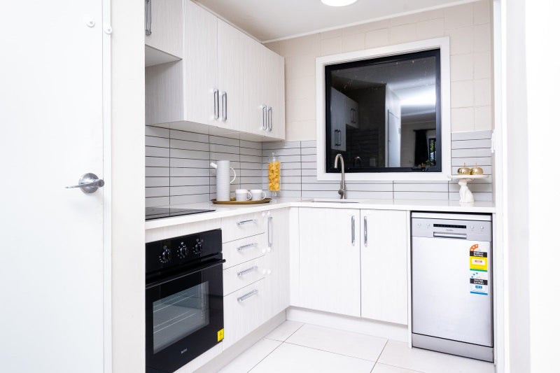 4/48 Burns Road, Hospital Hill, Napier - Carousel 2