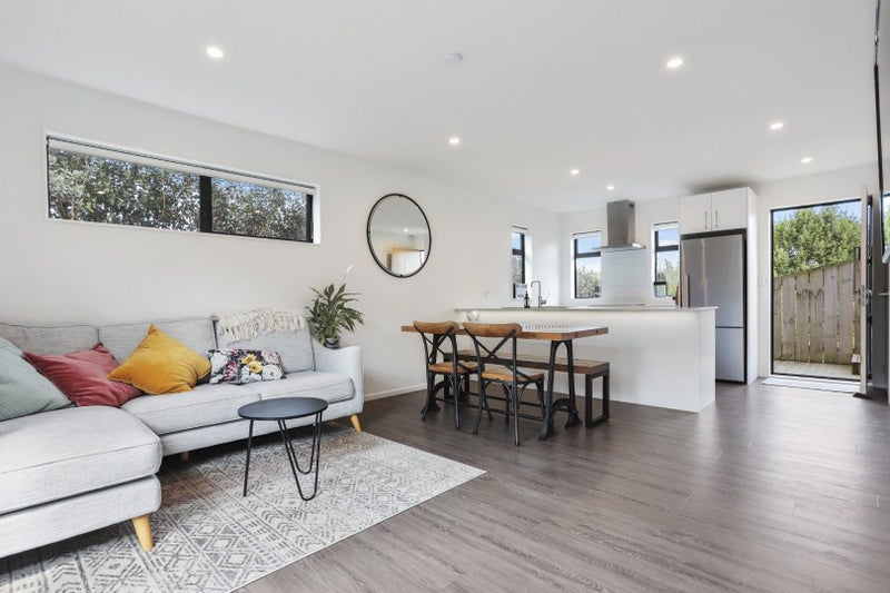 4337E Great North Road, Glendene, Auckland - Carousel 2