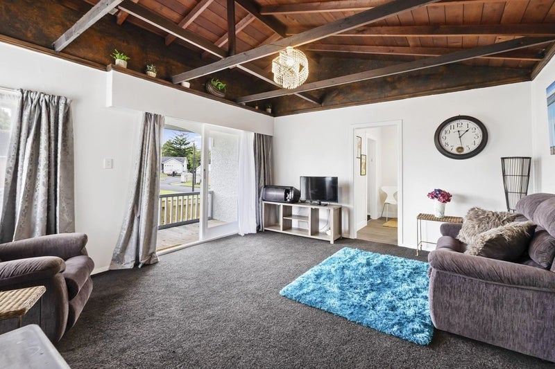 110 Cook Street, Marfell, New Plymouth - Carousel 2