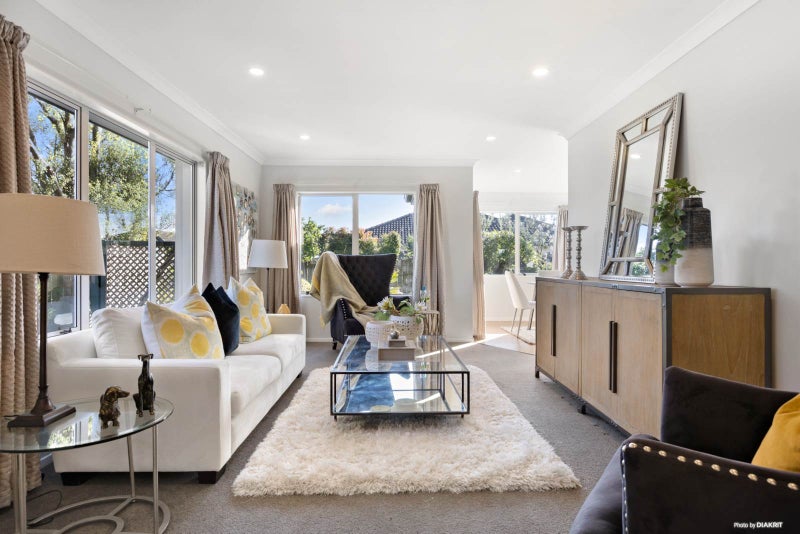 16 Attymon Lane, East Tamaki, Auckland - Carousel 2