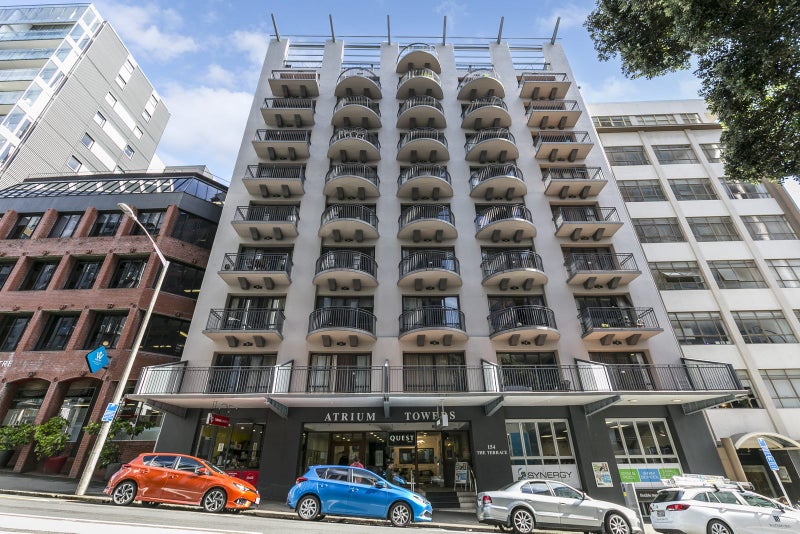 7I/154 The Terrace, Wellington Central, Wellington - Carousel 2