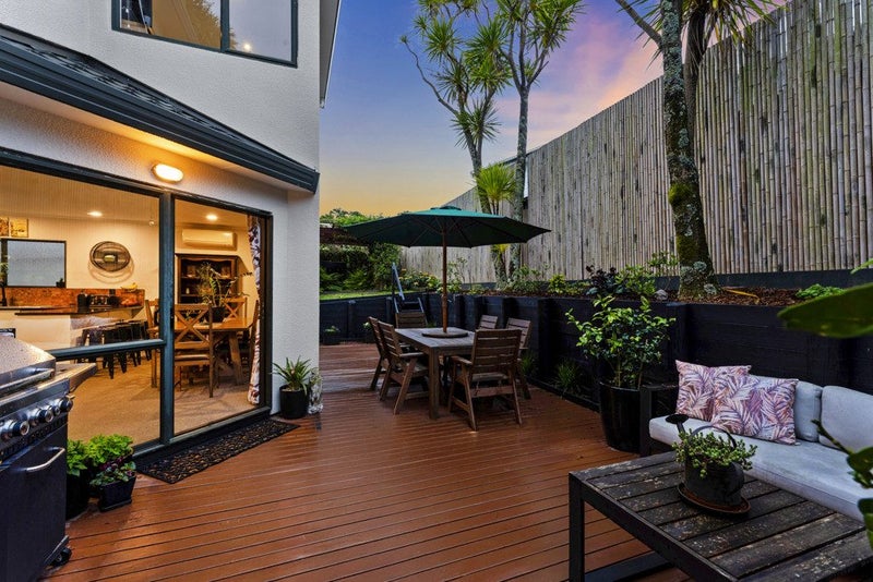 2/22 Merton Avenue, Glenfield, Auckland - Carousel 1