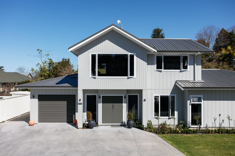 214 Russell Street, Whataupoko, Gisborne - Carousel 1