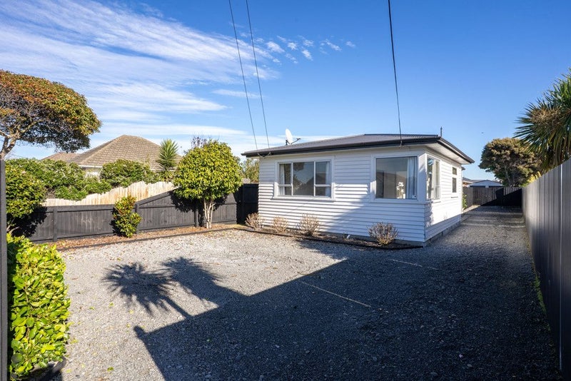 17 Woodgrove Avenue, North New Brighton, Christchurch - Carousel 2