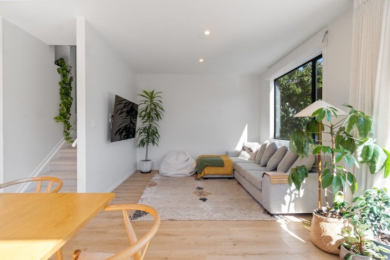 51A Monarch Avenue, Hillcrest, Auckland - Carousel 2