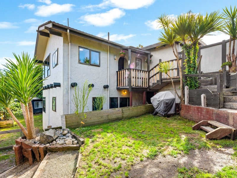 1/61 Kingsley Street, Stokes Valley, Lower Hutt - Carousel 1