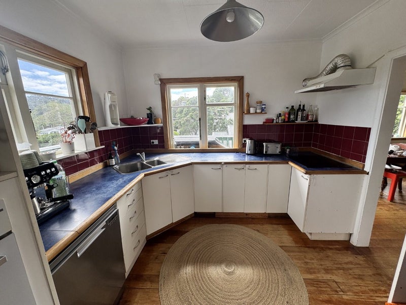 111 Nevay Road, Miramar, Wellington - Carousel 2