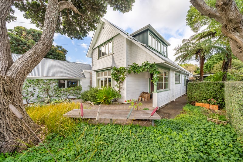 26 Patrick Street, Petone, Lower Hutt - Carousel 1