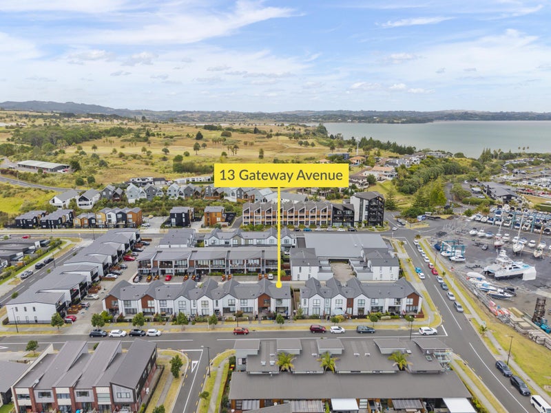 13 Gateway Avenue, Beachlands, Auckland - Carousel 1