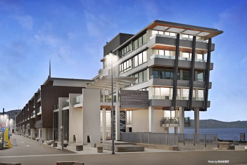 2A/8 Clyde Quay Wharf, Te Aro, Wellington - Carousel 1