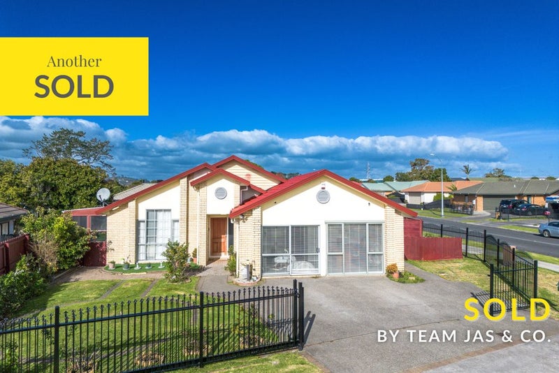 55 Burswood Drive, Burswood, Auckland - Carousel 1