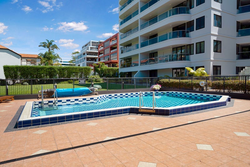 2I/175 Hurstmere Road, Takapuna, Auckland - Carousel 1