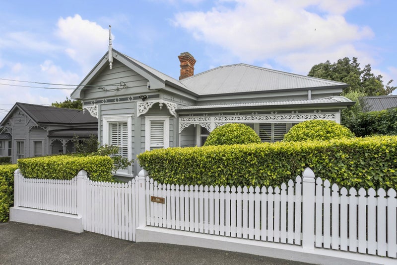 1 Leamington Road, Mount Eden, Auckland - Carousel 1