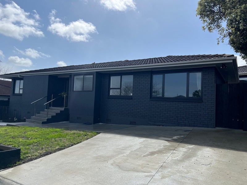 1/131 Botany Road, Botany Downs, Auckland - Carousel 14