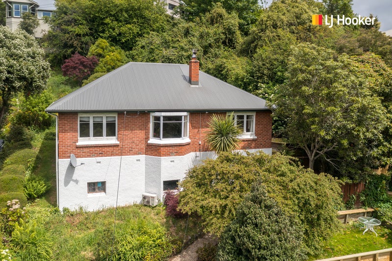 56 Glen Road, Mornington, Dunedin - Carousel 1