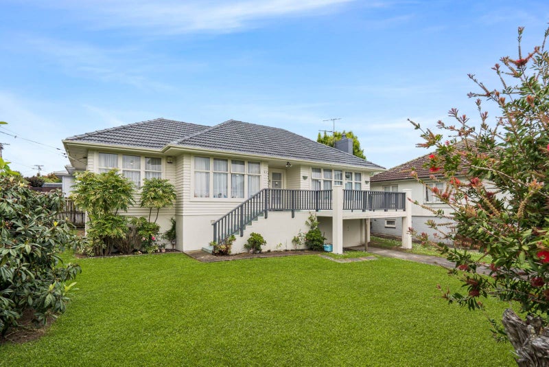 83 Melrose Road, Mount Roskill, Auckland - Carousel 1