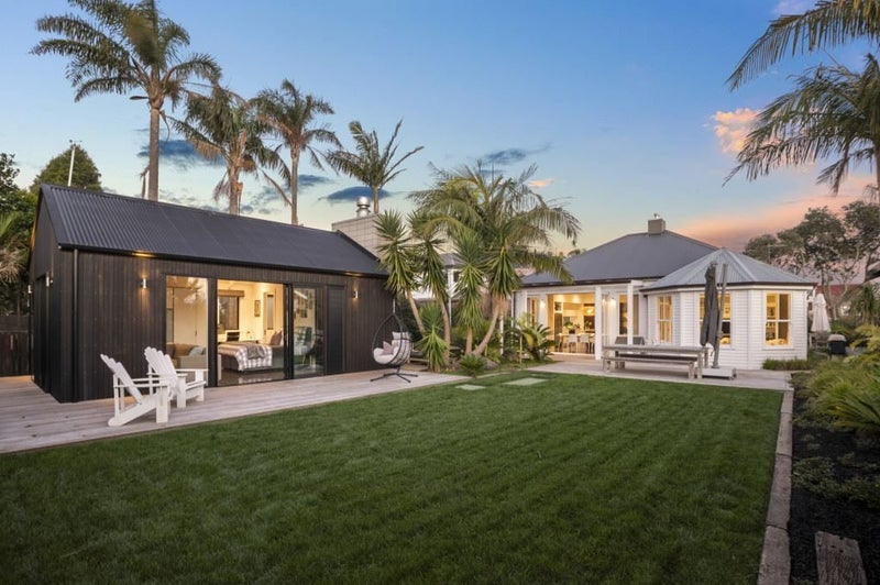 26 Norwood Road, Bayswater, Auckland - Carousel 2