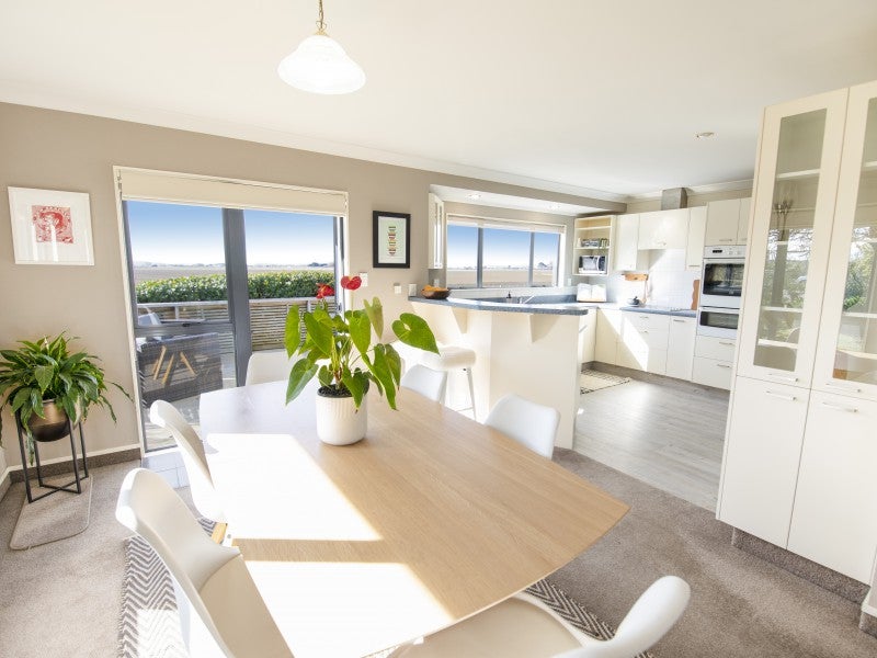 37 Awatoto Road, Meeanee, Napier - Carousel 2