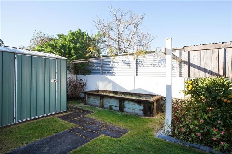 2/504 Devon St E, Strandon, New Plymouth - Carousel 18