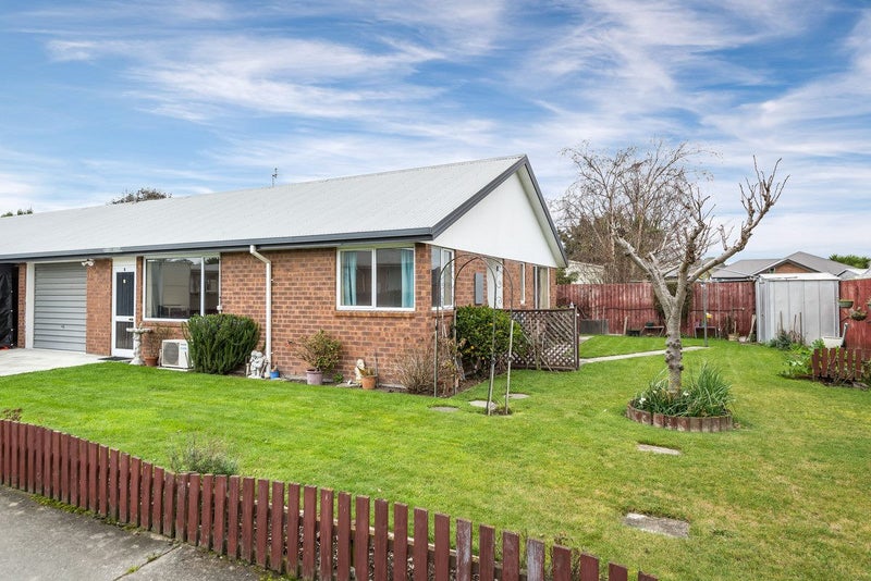 2/296 Pages Road, Wainoni, Christchurch - Carousel 1