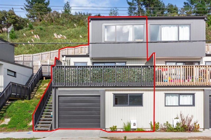 12 Main Road, Wainuiomata, Lower Hutt - Carousel 25