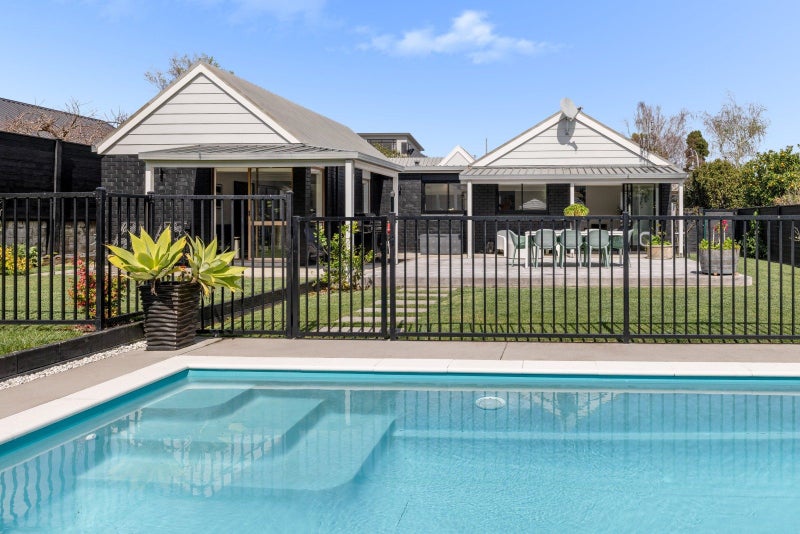 37 Pah Street, Matua, Tauranga - Carousel 1