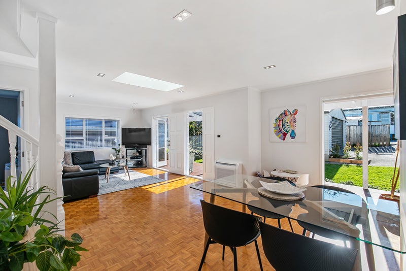77A Campbell Road, One Tree Hill, Auckland - Carousel 2