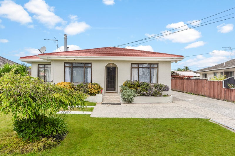 29 Storey Avenue, Forest Lake, Hamilton - Carousel 1