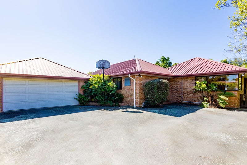 14 Thornhill Place, Sockburn, Christchurch - Carousel 2