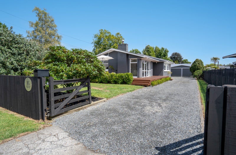 16 Froude Street, Leamington, Cambridge - Carousel 1