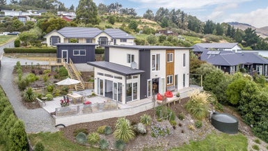 30 Westview Place, Huntsbury, Christchurch - Carousel 1